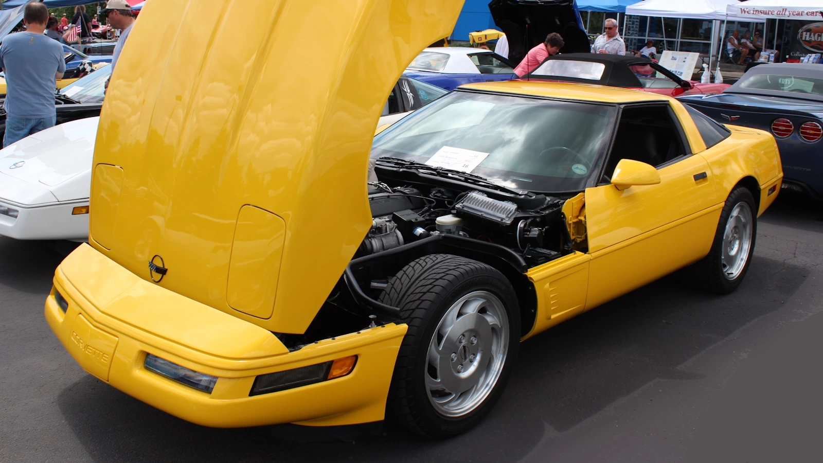 Corvette Generations/C4/C4 1996 Yellow -Rose 2.webp